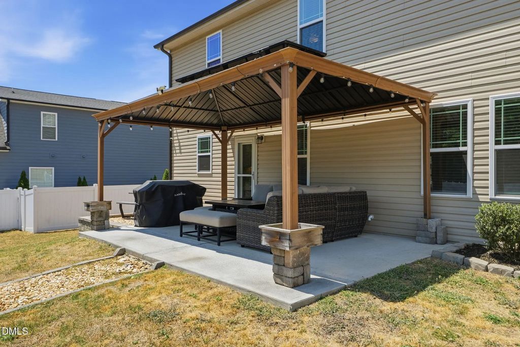 129 Star Valley Drive, Angier