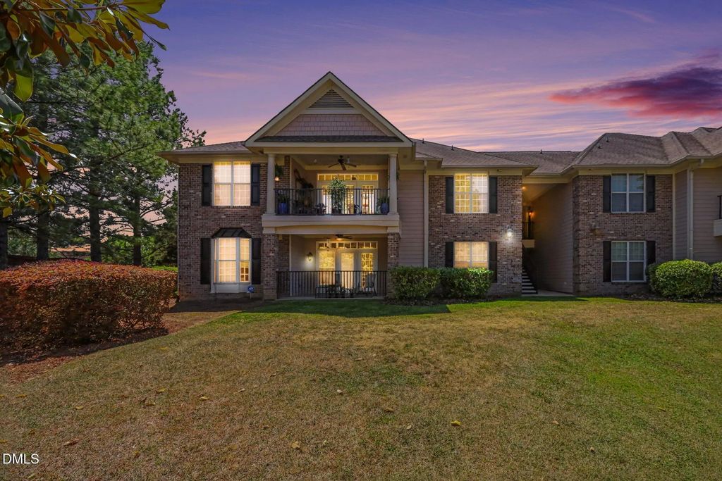 1820 Jennifer Lane 204, Fayetteville