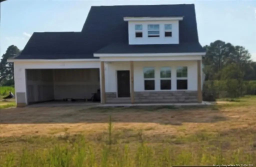 99 Evelene Way, Clinton