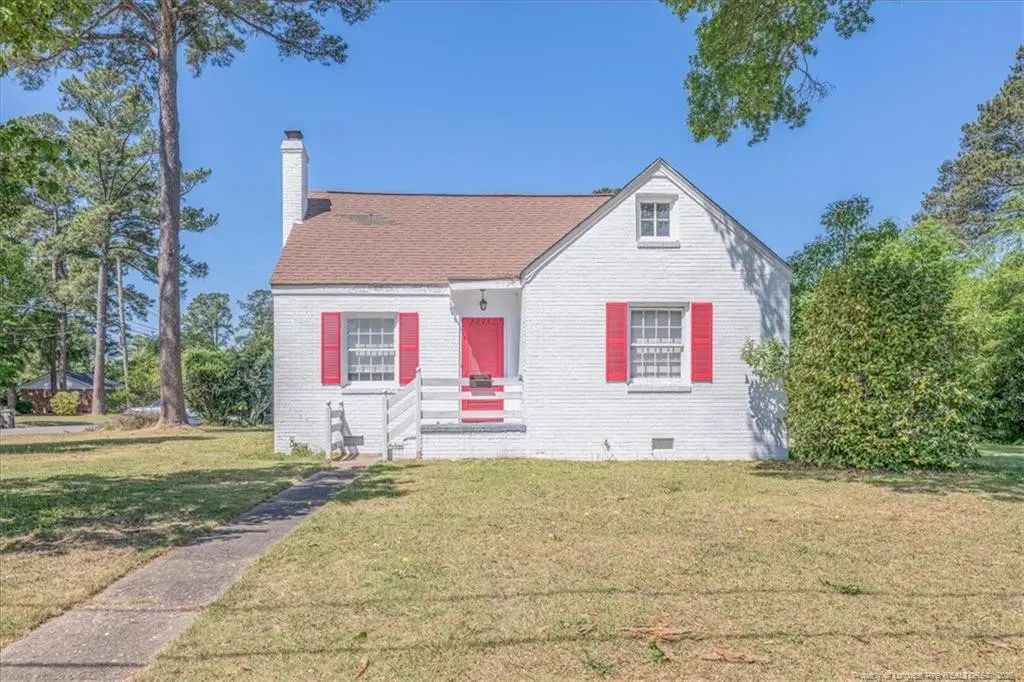 2201 N Mcmillan Ave, Lumberton