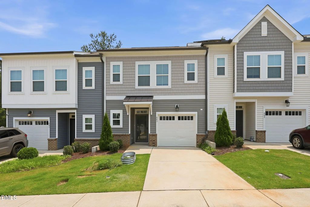 803 Oak Center Drive, Raleigh