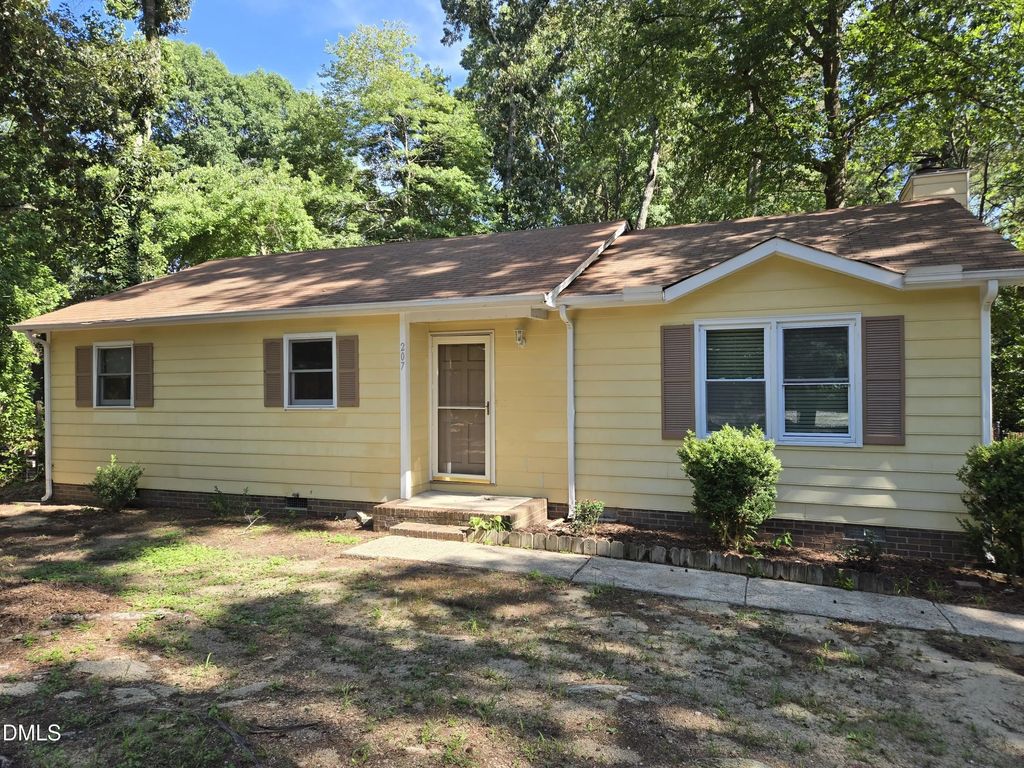 207 Meadow Run, Knightdale