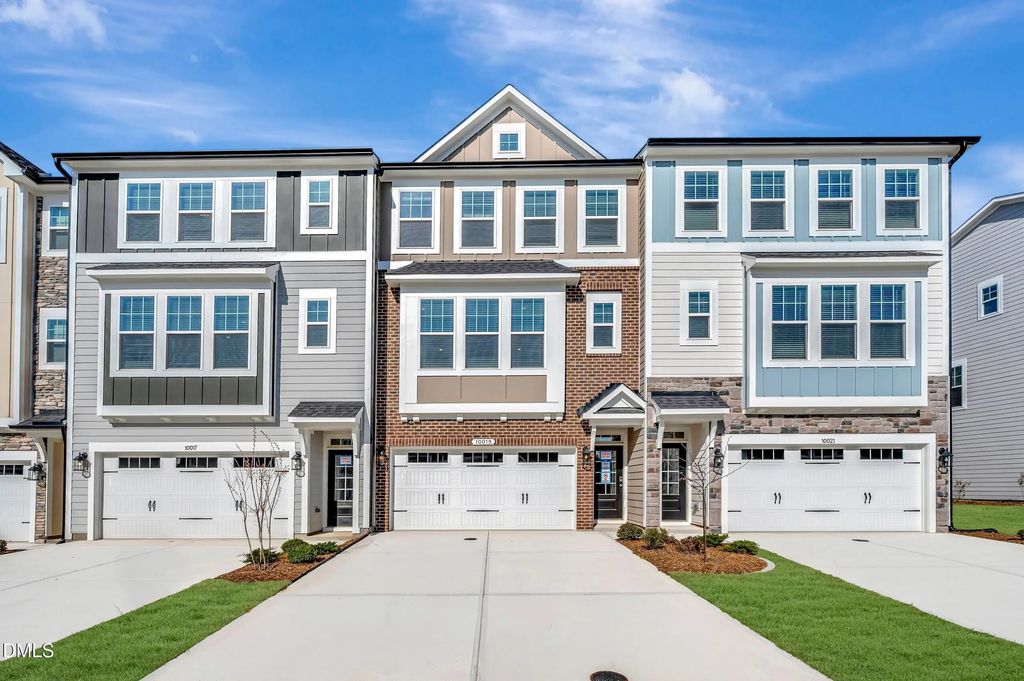 10019 Secluded Garden Drive #165, Apex