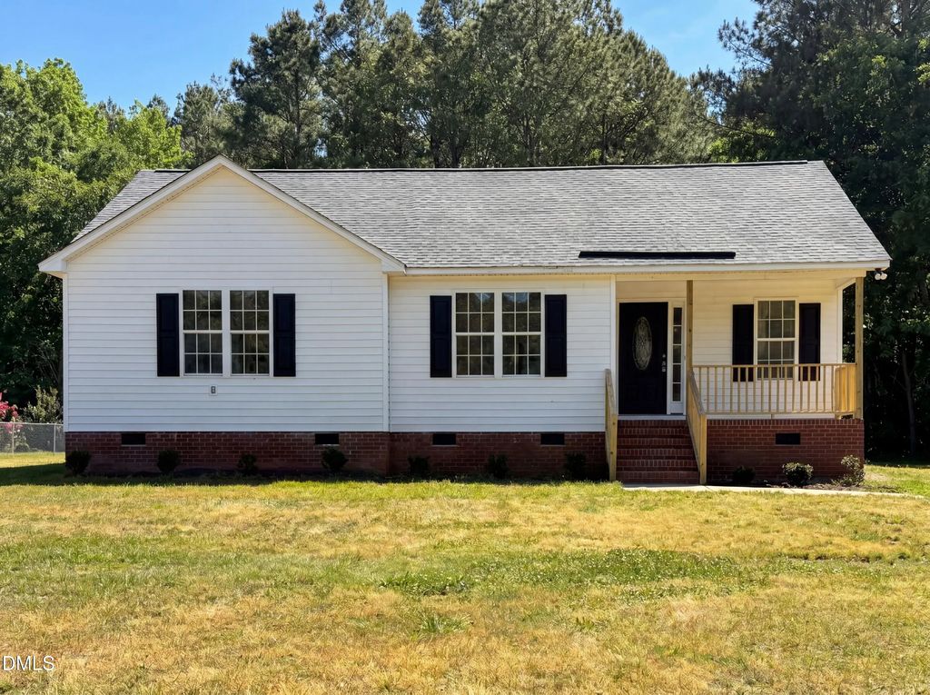 131 Sommerset Drive, Clayton