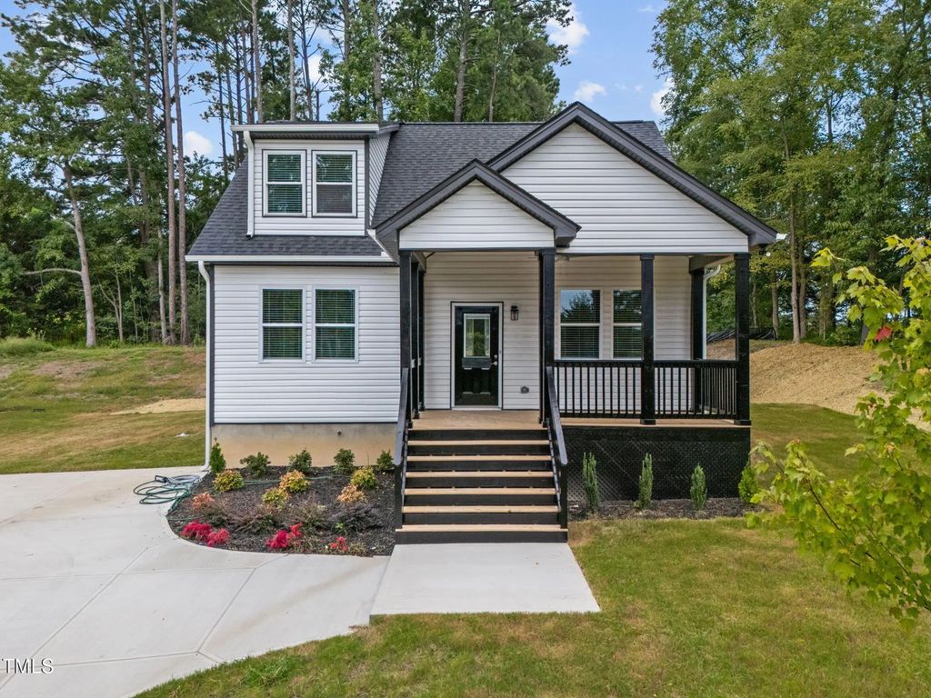 525 N Hoover Road, Durham