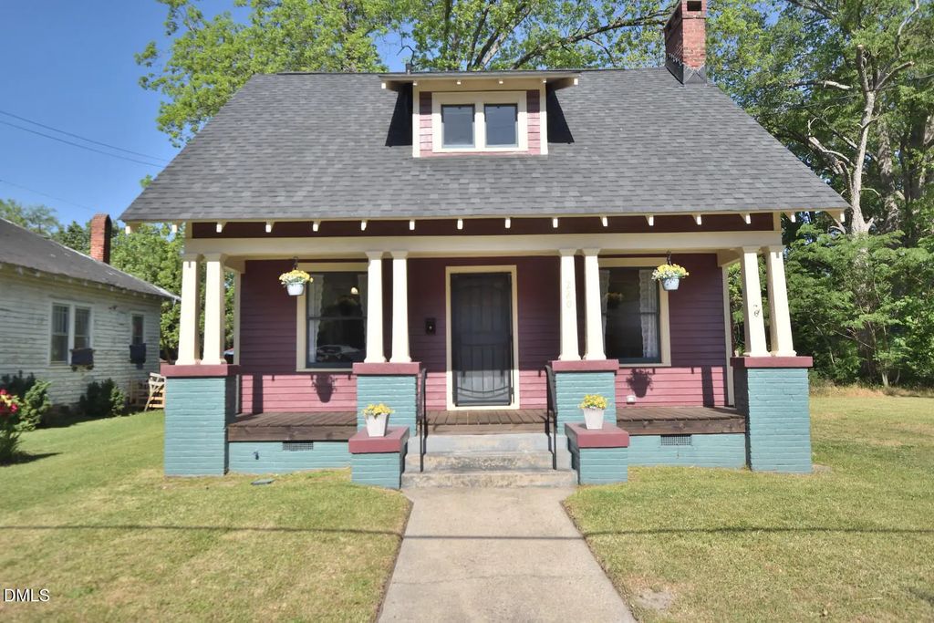 220 S Howell Street, Rocky Mount