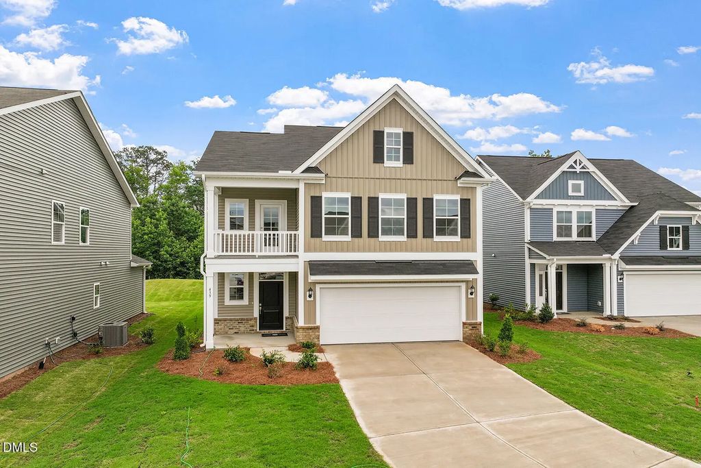 439 White Oak Garden Way 330, Garner