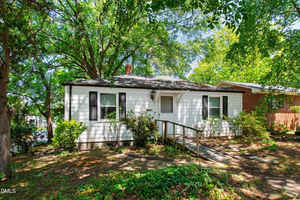 2316 Bedford Avenue, Raleigh