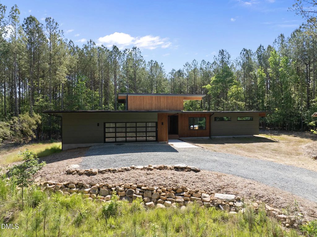 4637 Array Drive, Chapel Hill
