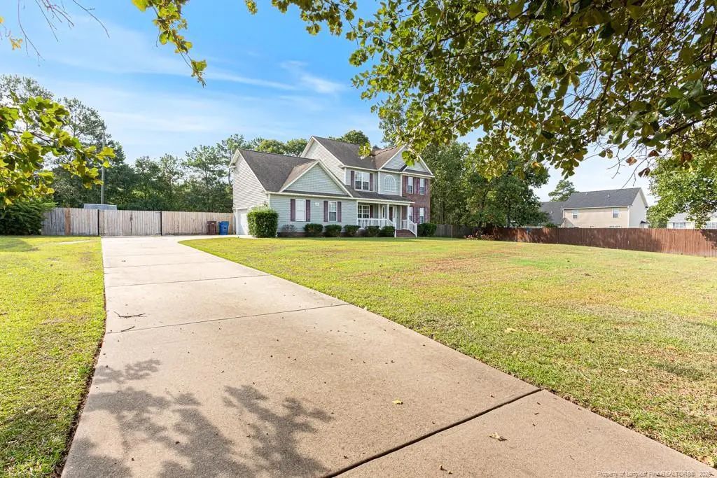 48 Old Field Loop, Sanford