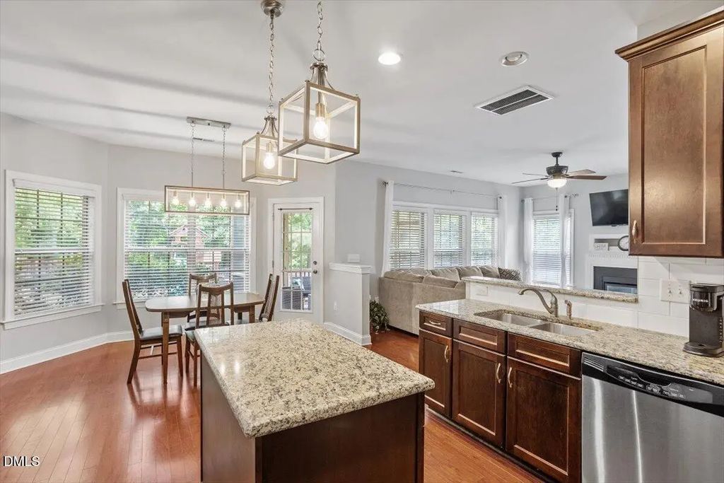 124 Sweet Violet Drive, Holly Springs