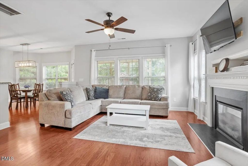 124 Sweet Violet Drive, Holly Springs