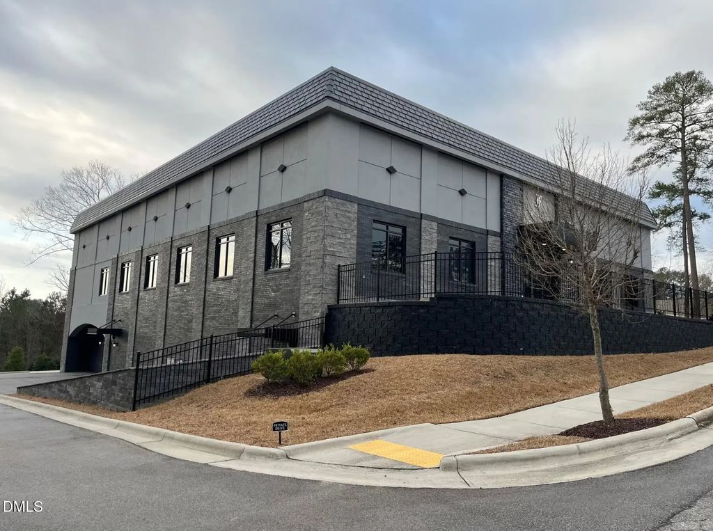 4550 Preslyn Drive, Raleigh