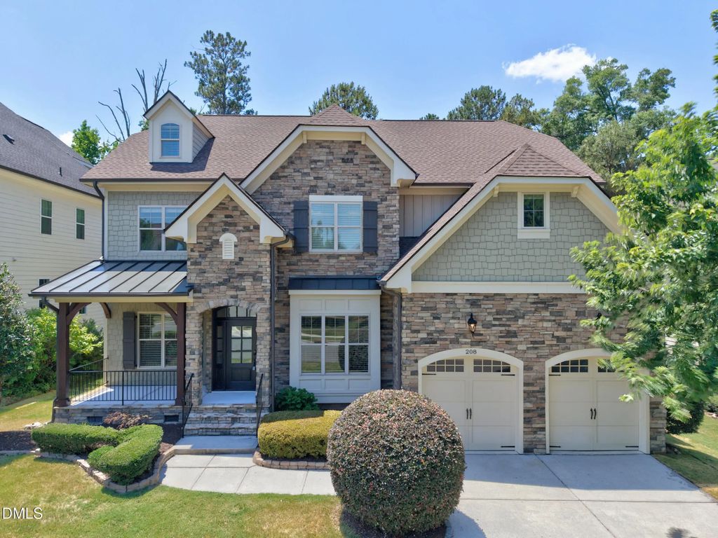 208 William Henry Way, Cary