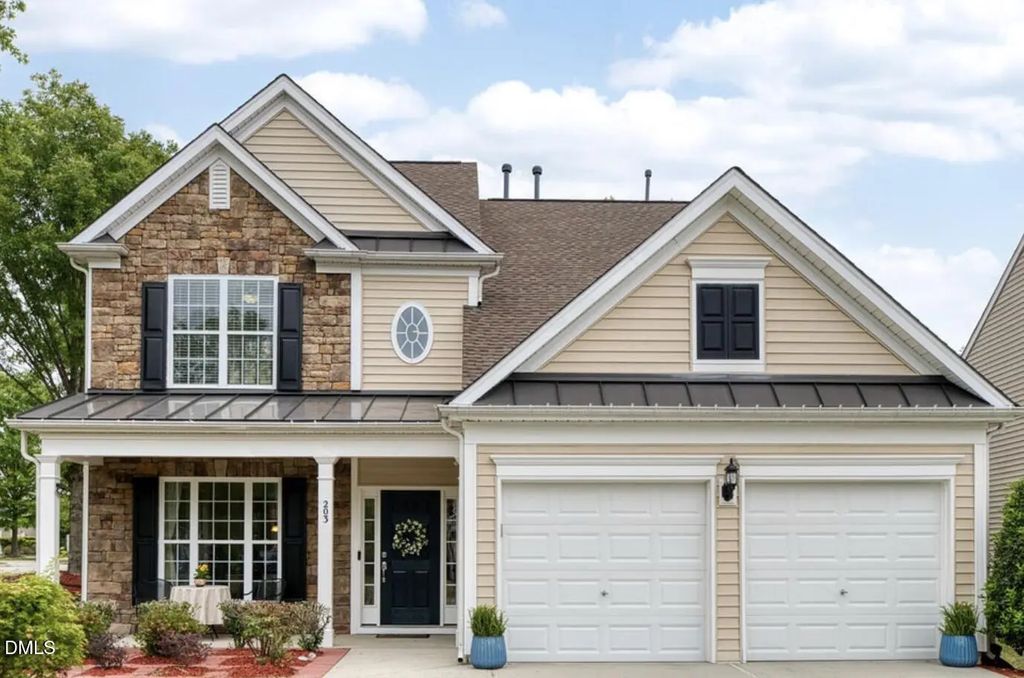 203 Oswego Court, Morrisville