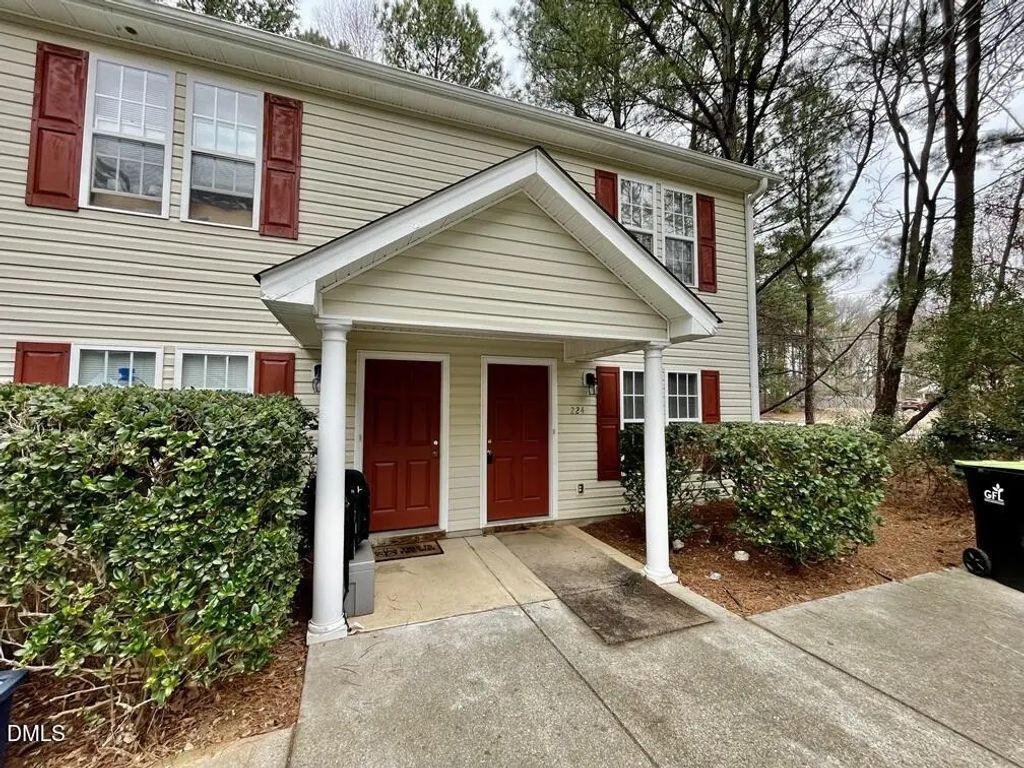 224 Bass Lake Road, Holly Springs