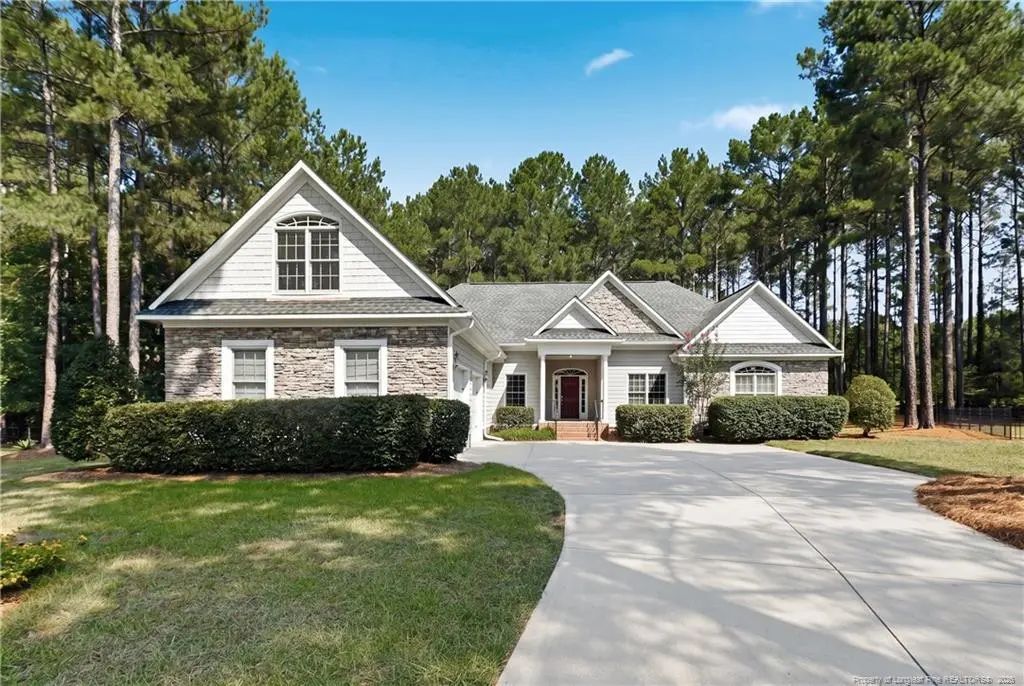 11 Rolling Pines Drive, Spring Lake