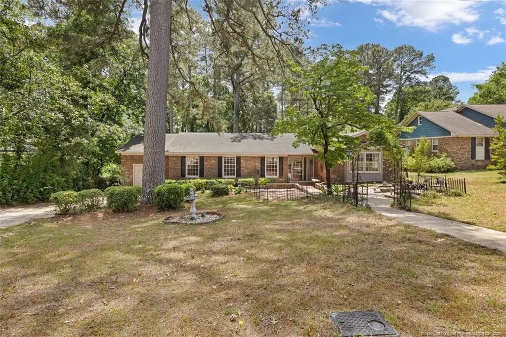 202 Andover Road, Fayetteville