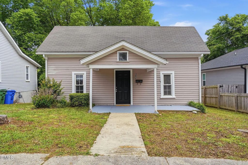 204 W Hill Street, Benson