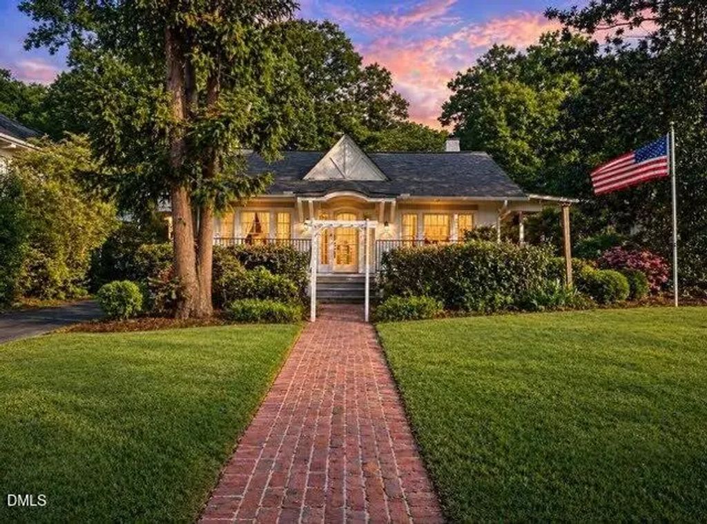 504 Summitt Drive, Sanford