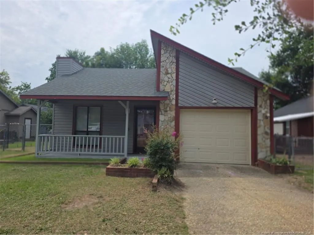 6943 Timberwood Drive, Fayetteville