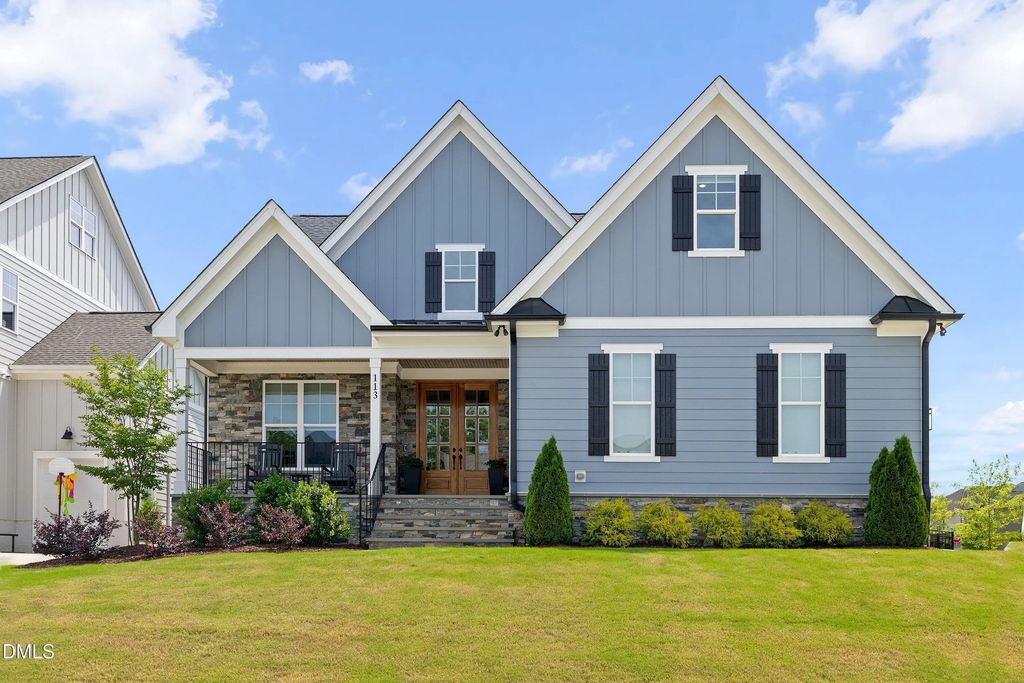 113 Sire Court, Holly Springs