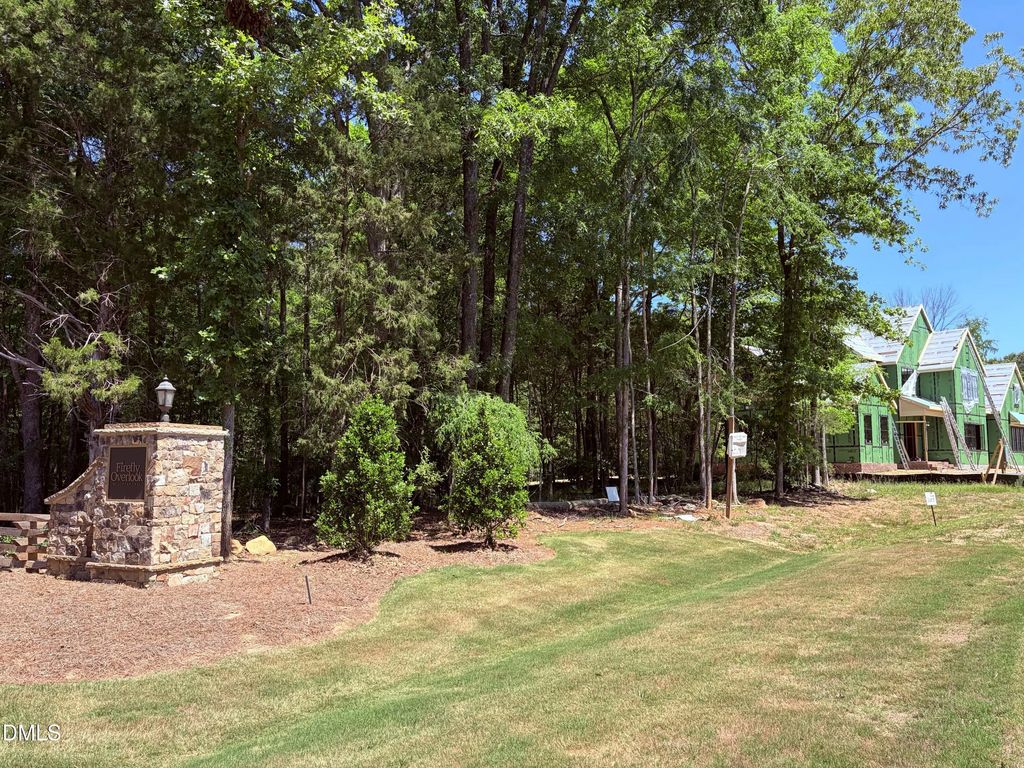 17 Firefly Overlook, Pittsboro