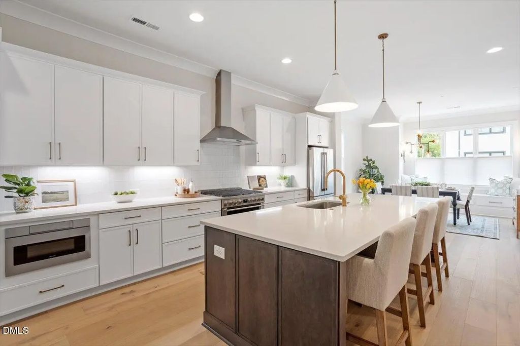 811 Maple Berry Lane 101, Raleigh