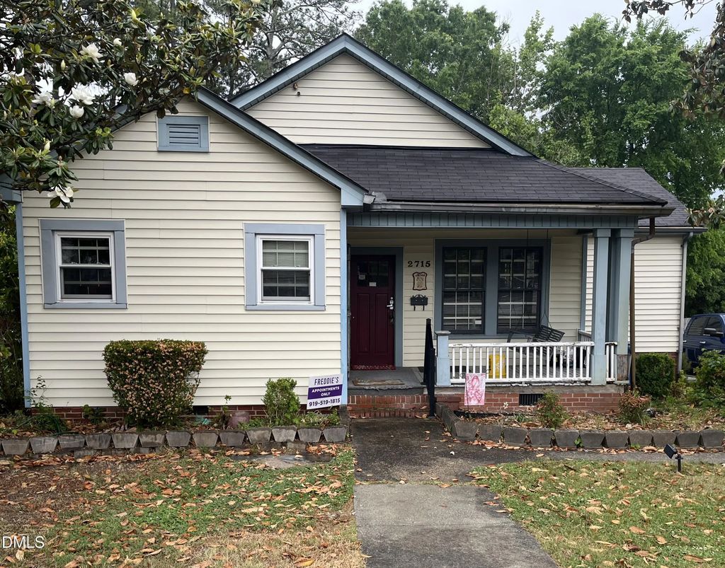 2715 Chapel Hill Road, Durham