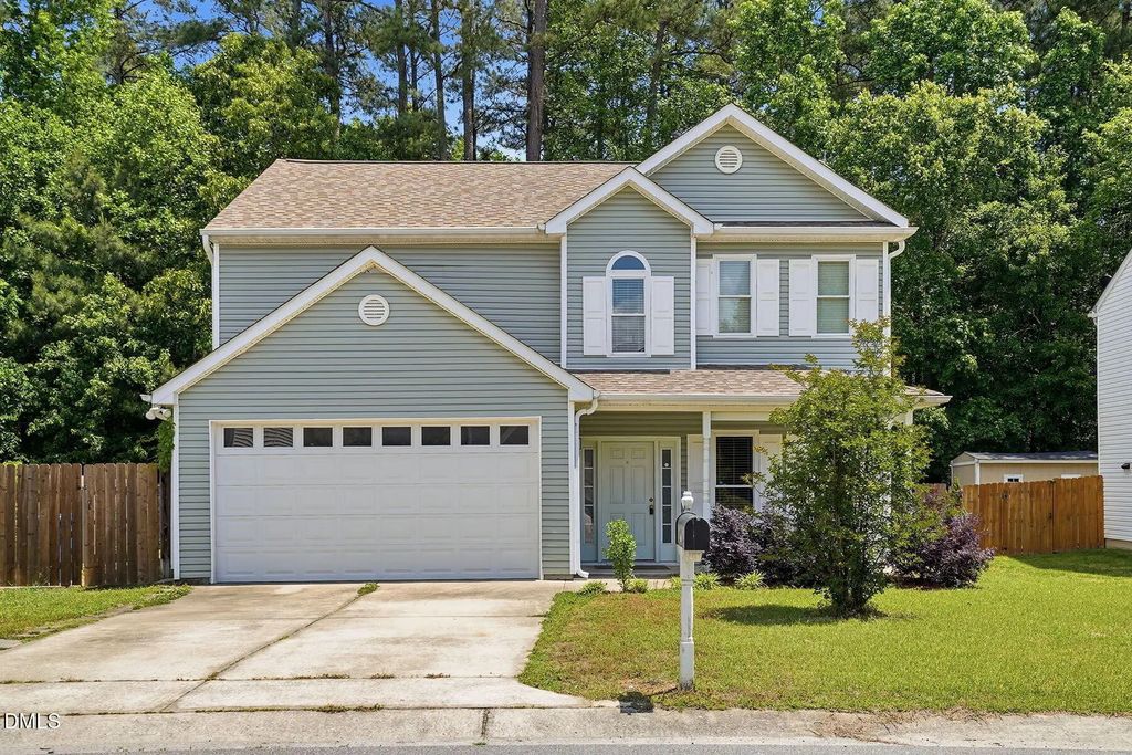 212 N Honey Springs Avenue, Fuquay Varina
