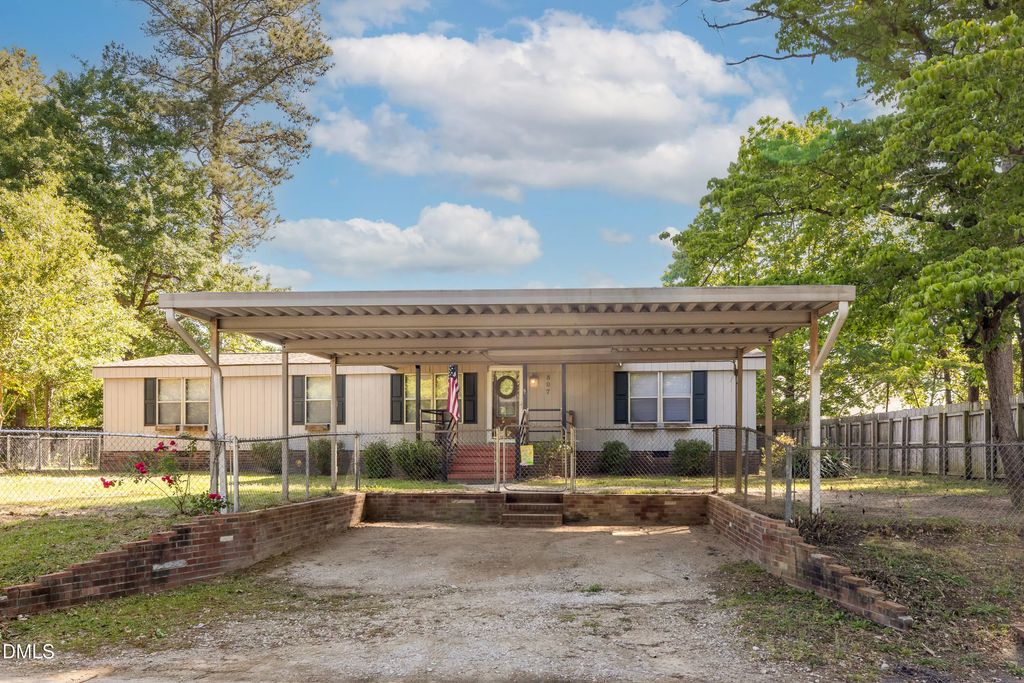 807 Richardson Avenue, Fayetteville