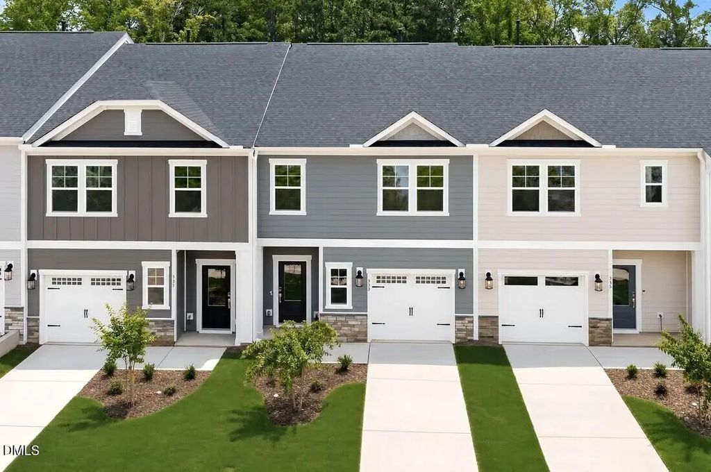333 Sweetbay Tree Drive, Wendell