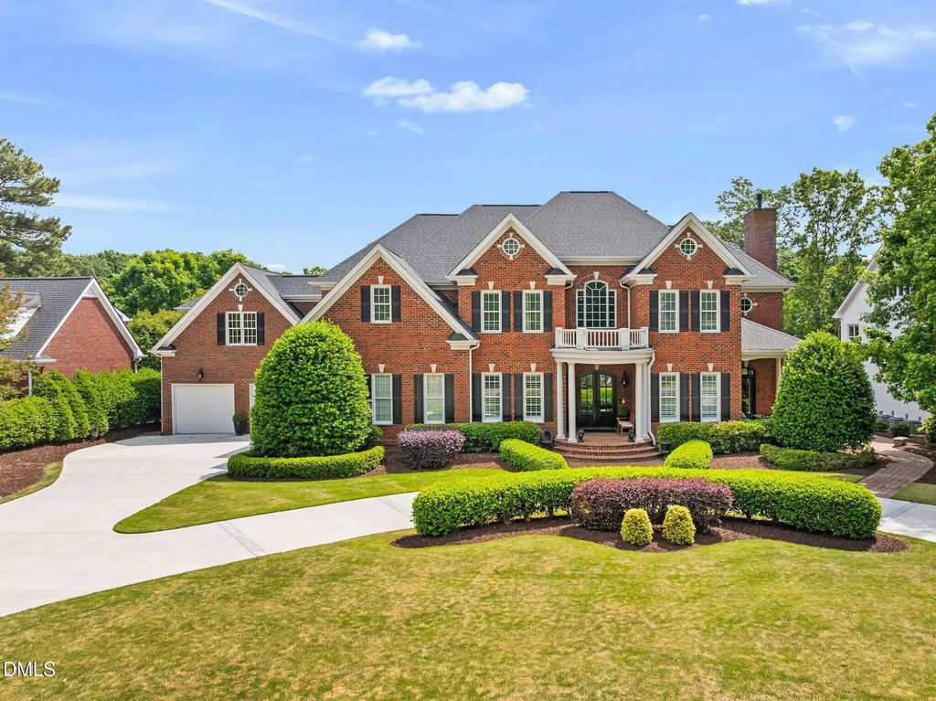 304 Pond Bluff Way, Cary