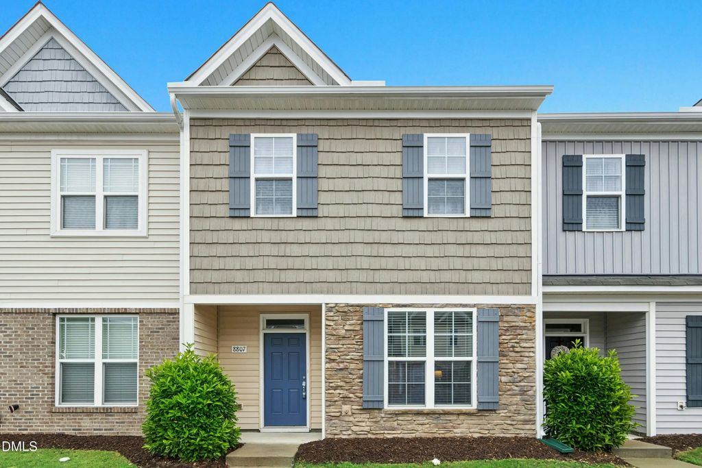 8807 Commons Townes Drive, Raleigh