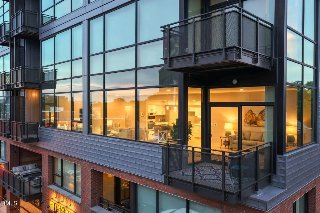 1105 W Main Street Unit 304, Durham