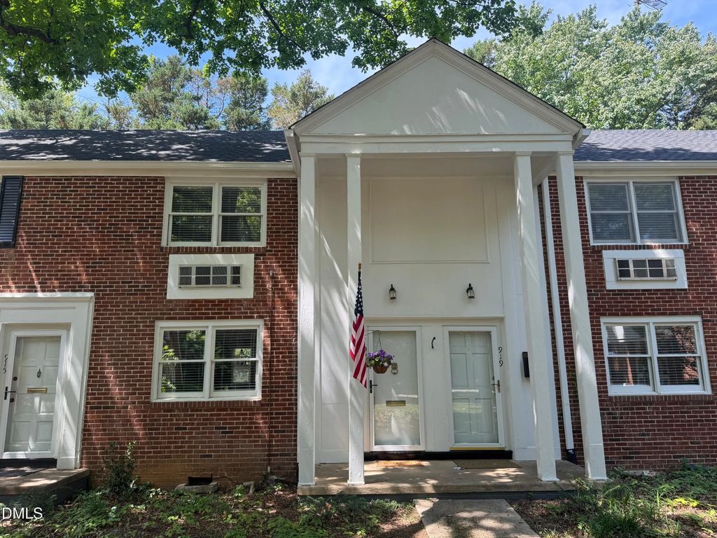 917 Saint Marys Street, Raleigh