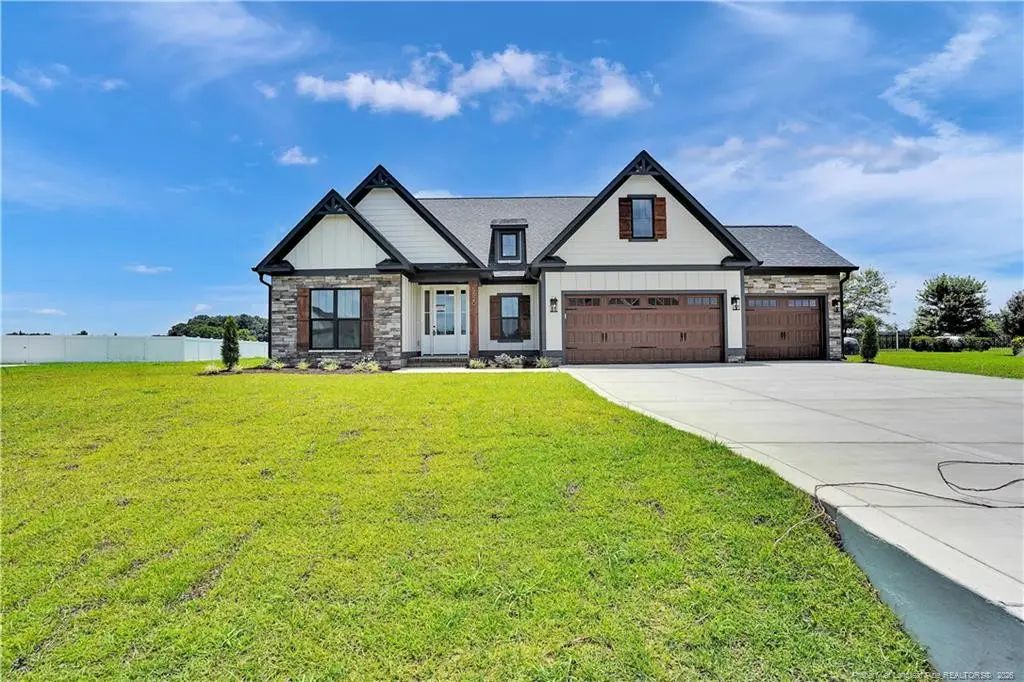 5820 Dottie Circle, Hope Mills