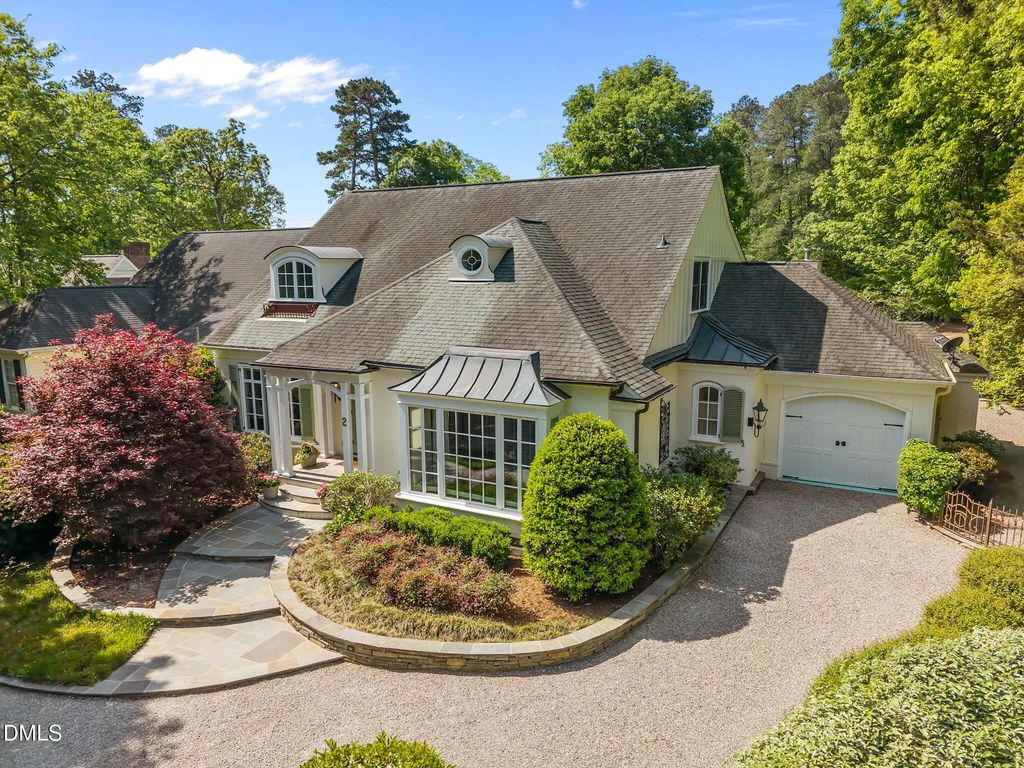 2 Greenside Court, Durham