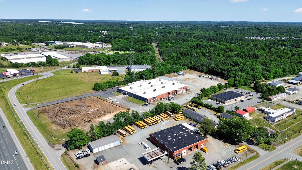 410 E Interstate Service Road, Graham