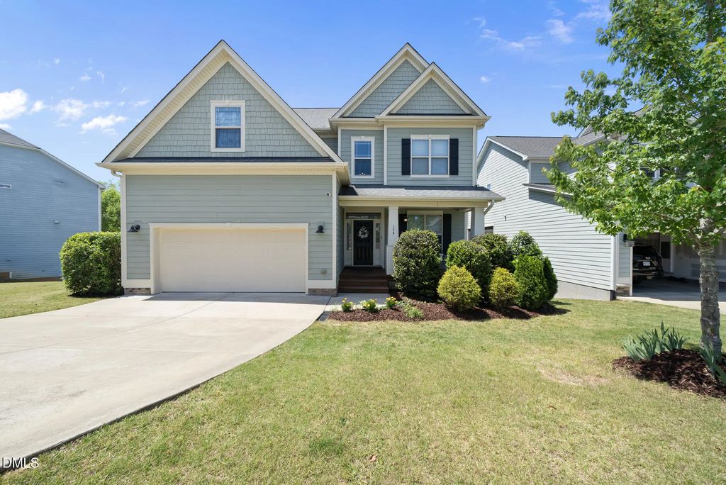 128 Pointe Park Circle, Holly Springs