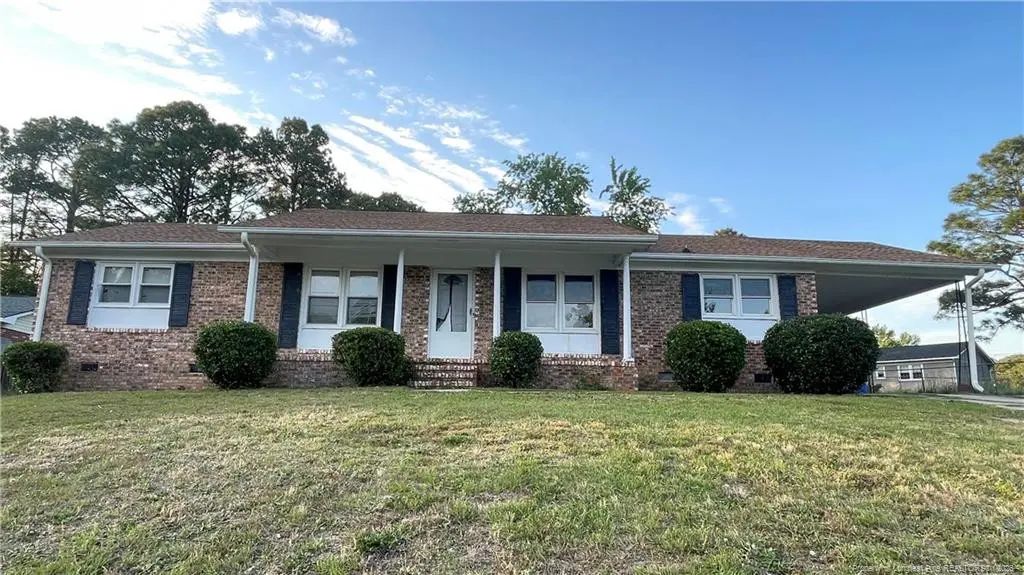 6206 Larue Court, Fayetteville