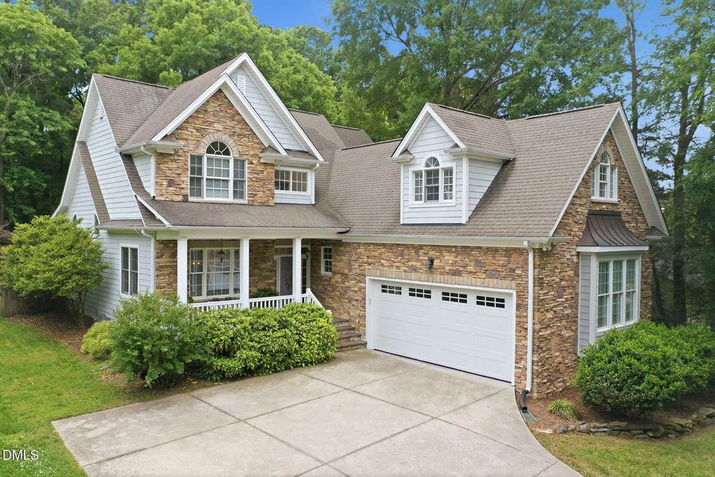 1022 W Front Street, Burlington