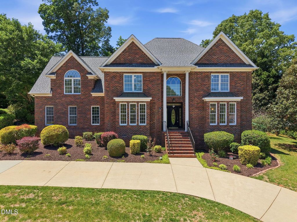 6409 Glendevon Drive, Whitsett
