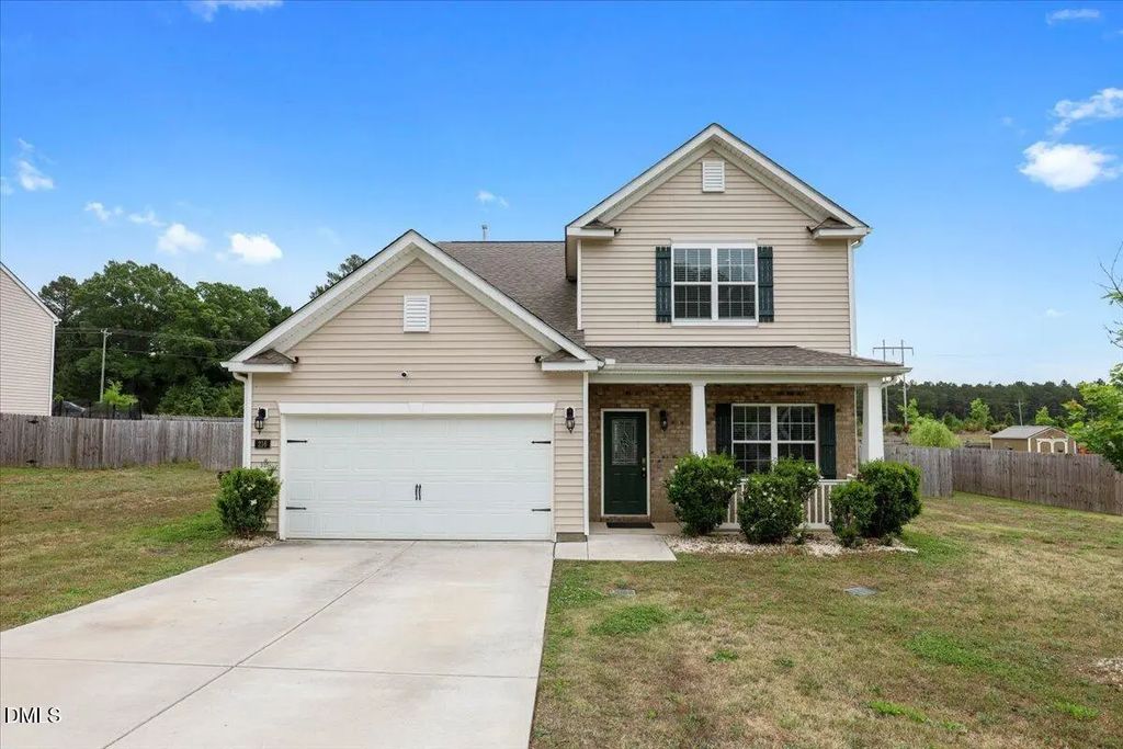 216 Simply Country Lane, Lillington