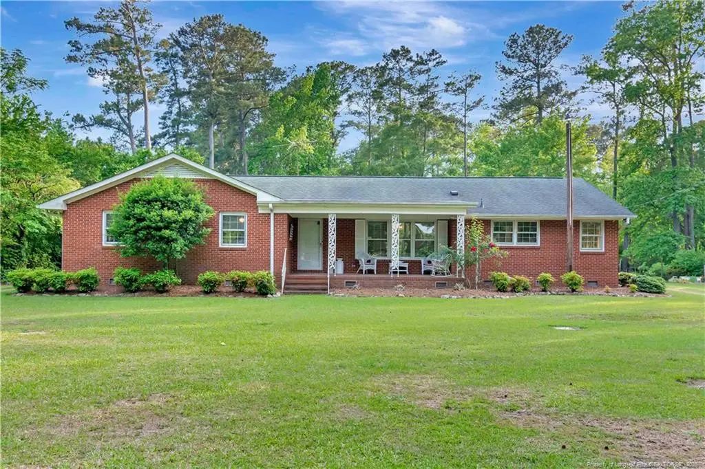 2565 Nc 711 Highway, Lumberton