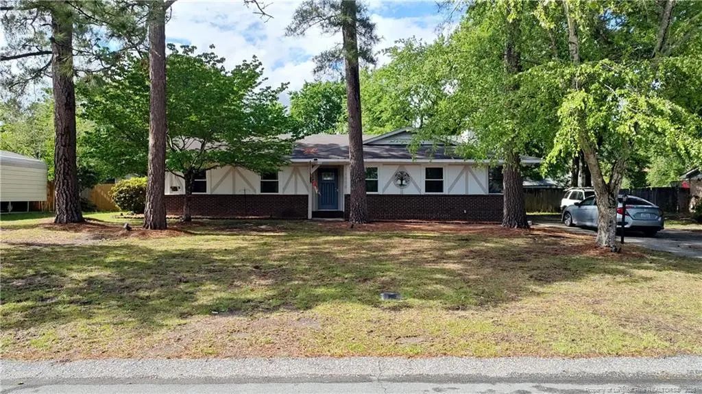 6858 Beaverstone Drive, Fayetteville