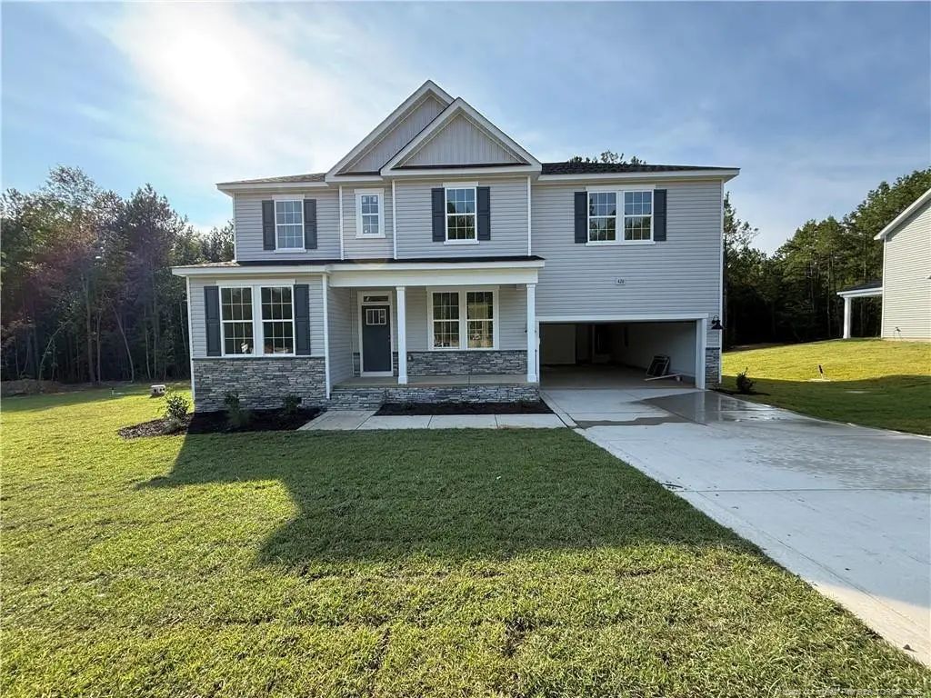 420 Grand Griffon Way, Lillington