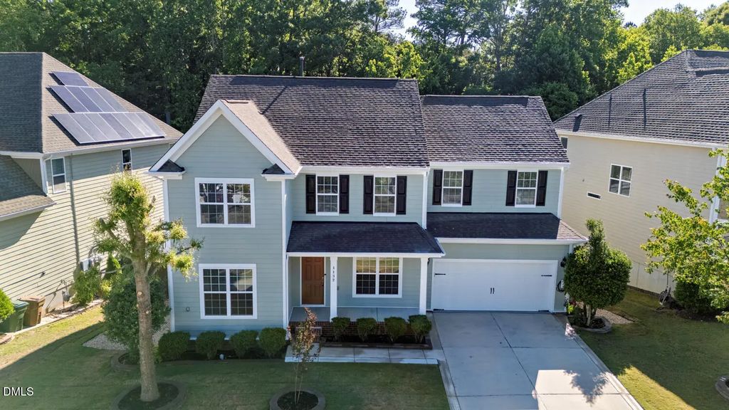 1132 Cozy Oak Avenue, Cary