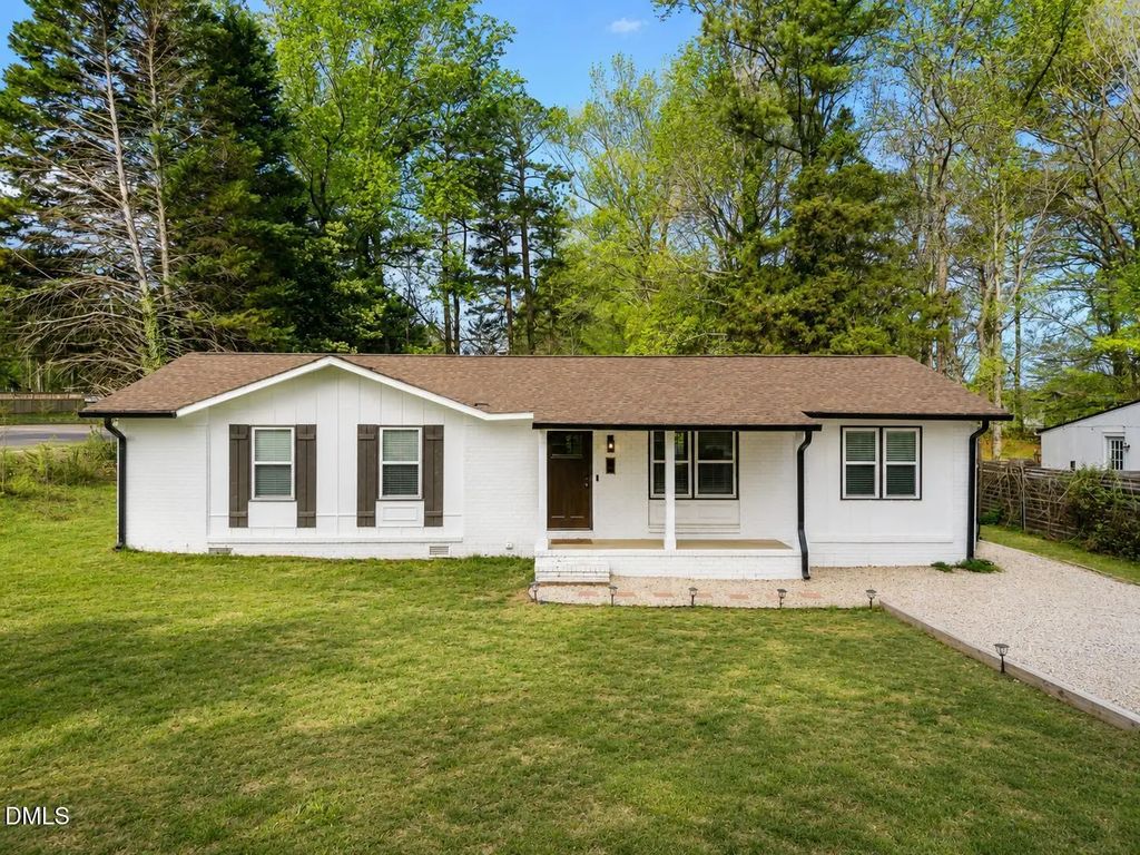 6901 Baywood Drive, Raleigh
