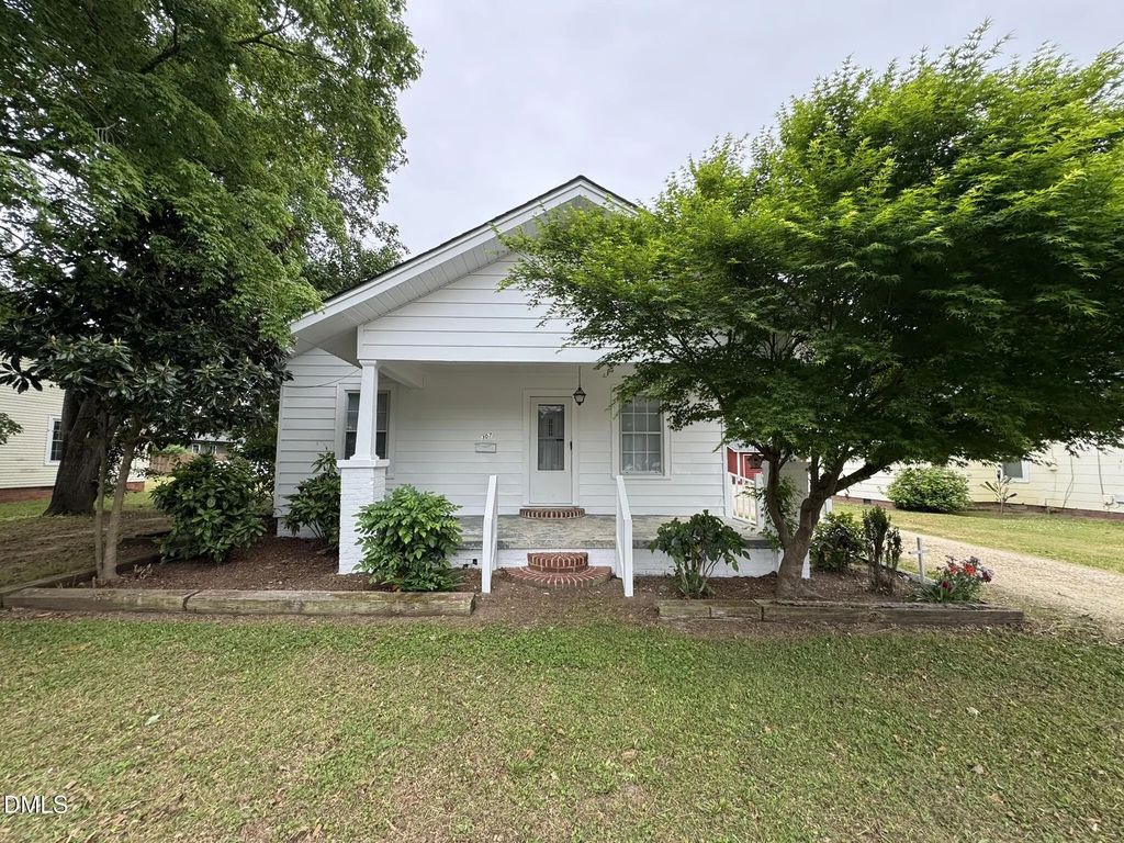 307 E F Street, Erwin